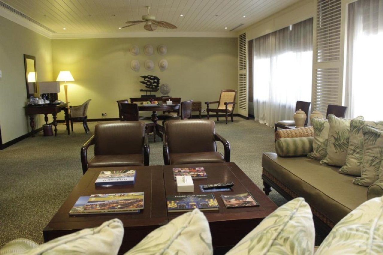 Radisson Blu Resort, Charjah Extérieur photo The interior of the lounge