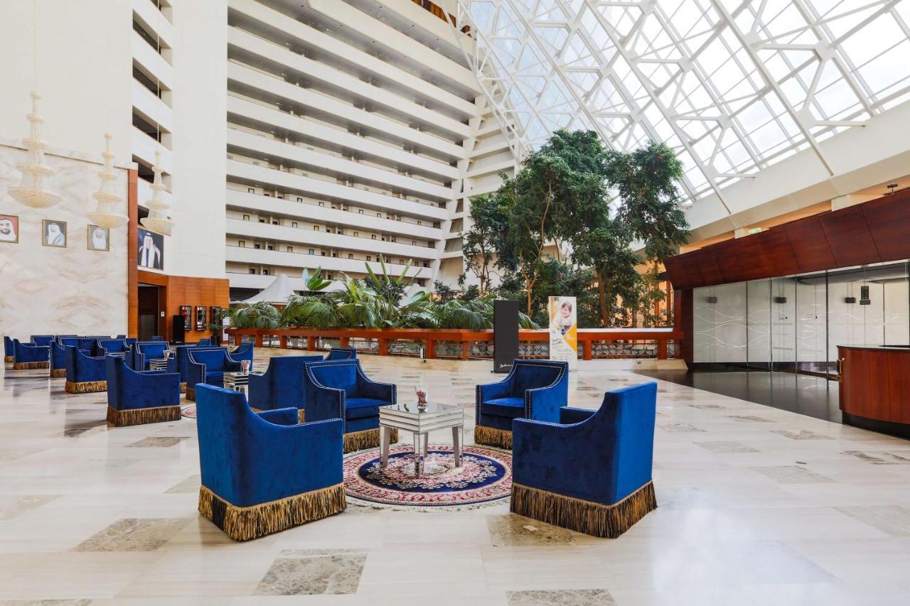 Radisson Blu Resort, Charjah Extérieur photo Lobby