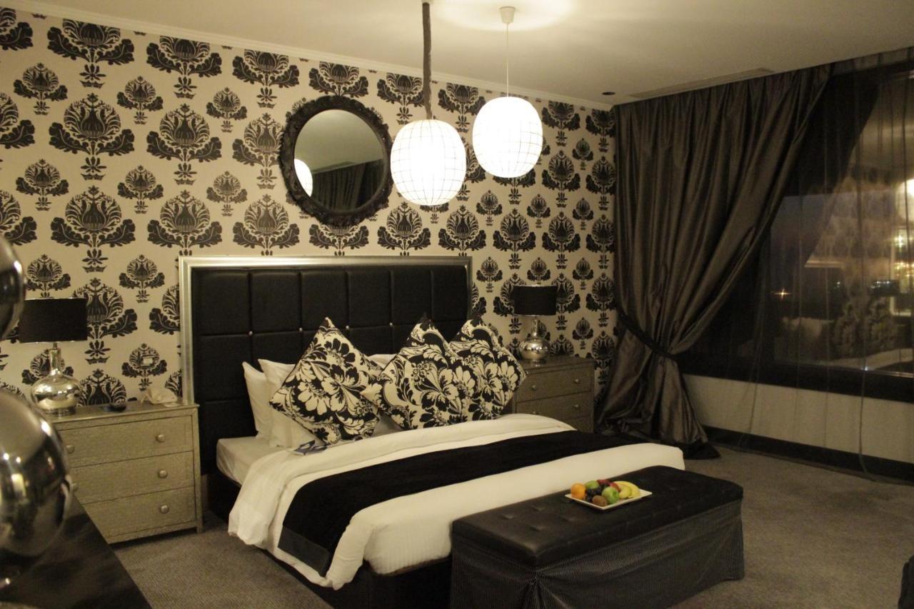 Radisson Blu Resort, Charjah Chambre photo A bedroom at the hotel