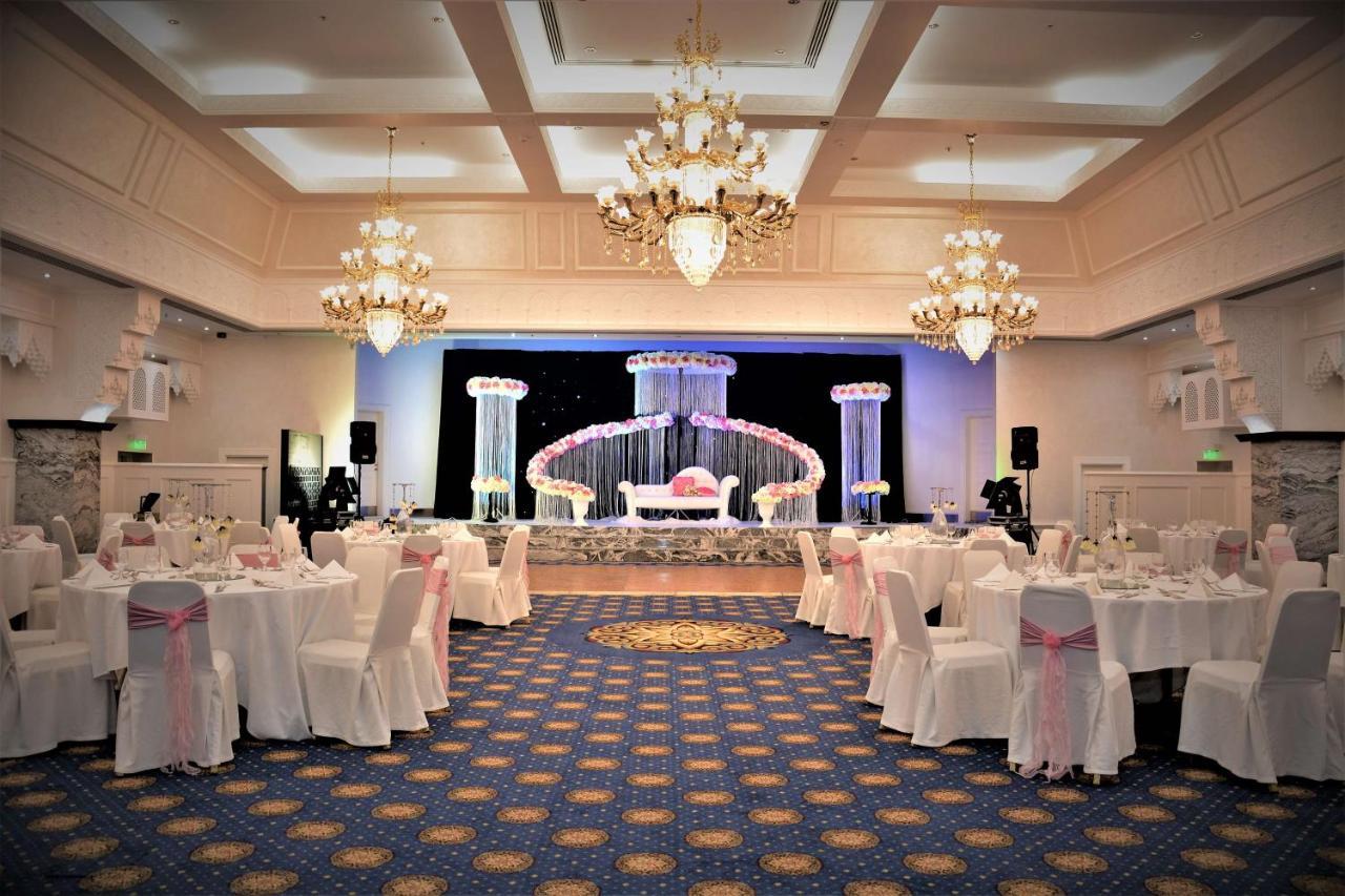 Radisson Blu Resort, Charjah Extérieur photo The ballroom